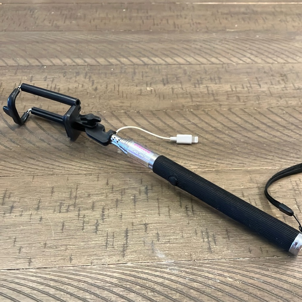 Black and Silver Selfie Stick